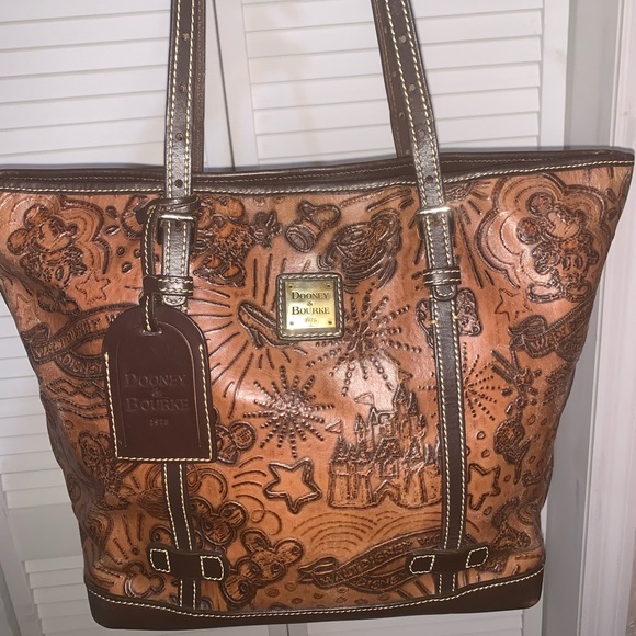 Dooney & Bourke Handbags - Disney Dooney & Bourke brown leather sketch tote bag shopper